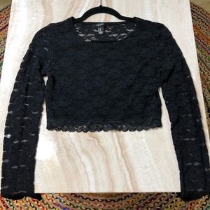 Black lace long-sleeve crop top